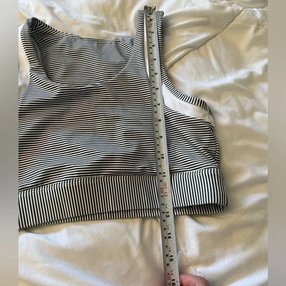 All Fenix Sports Bra grey and white stripes size small,  yoga, running, cycling. - Picture 9 of 11